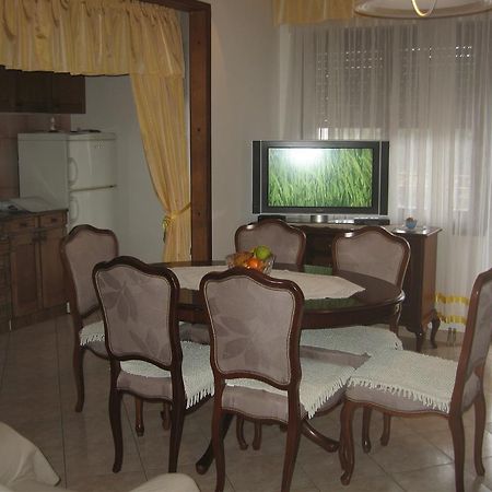 Apartments Nino Seget Vranjica Exterior foto